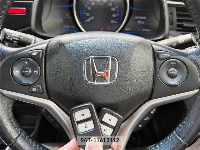 Honda FIT HYBRID 2014-05 7454796-17