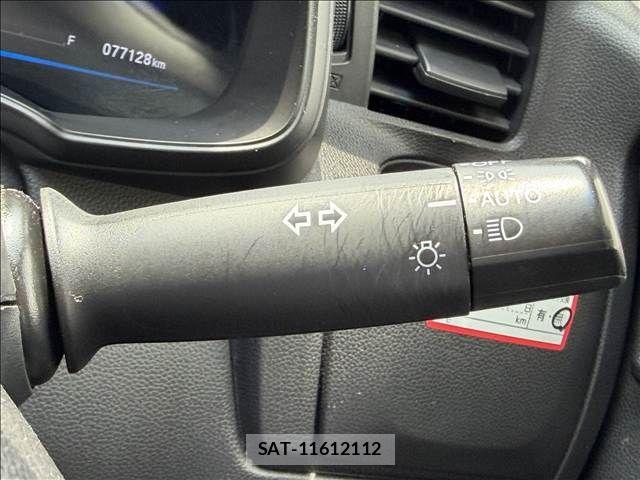Honda FIT HYBRID 2014-05 7454796-26