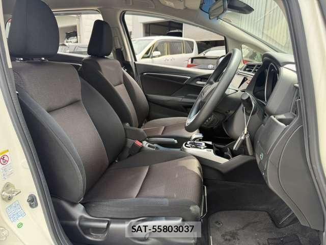 Honda FIT HYBRID 2014-07 7454797-11