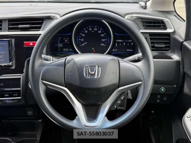 Honda FIT HYBRID 2014-07 7454797-14
