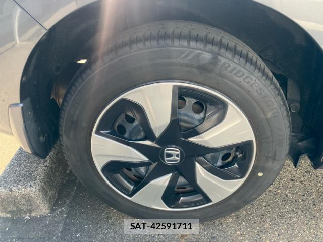 Honda FIT HYBRID 2018-03 7785577-6