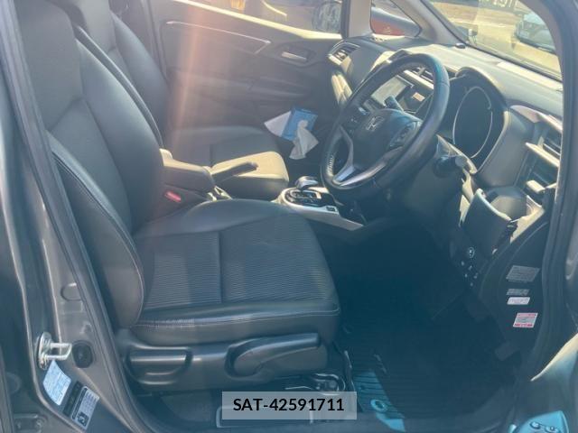 Honda FIT HYBRID 2018-03 7785577-8