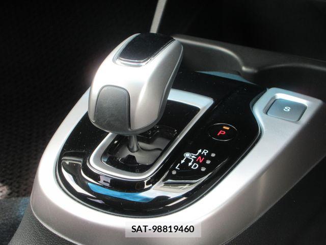 Honda FIT HYBRID 2019-05 7979476-11