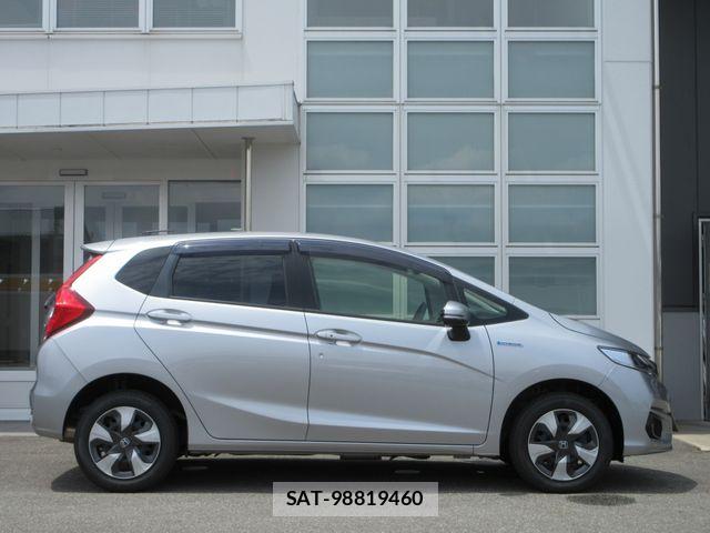 Honda FIT HYBRID 2019-05 7979476-21