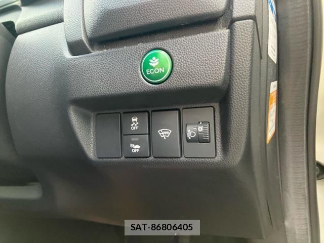 Honda FIT HYBRID 2014-11 8074027-13
