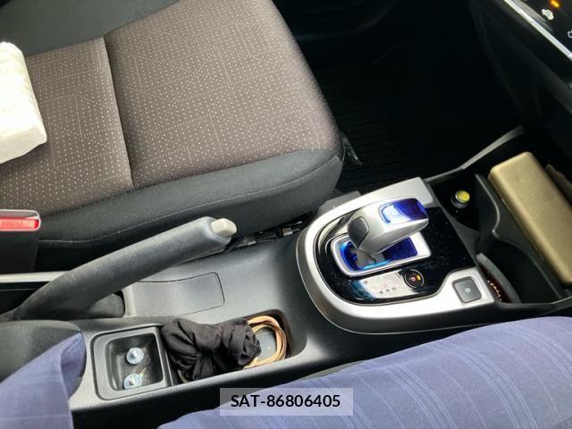 Honda FIT HYBRID 2014-11 8074027-19