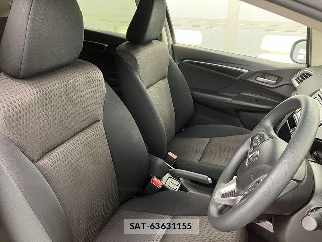 Honda FIT HYBRID 2019-01 8099621-9