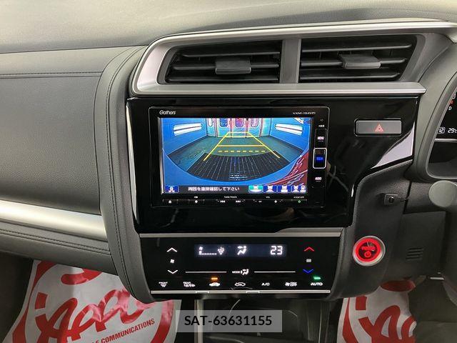 Honda FIT HYBRID 2019-01 8099621-22