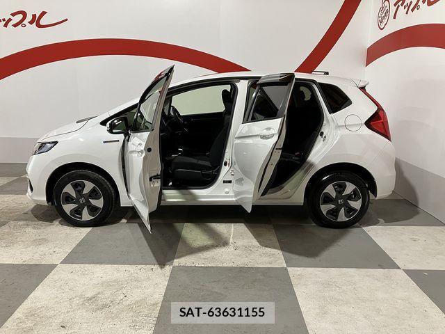 Honda FIT HYBRID 2019-01 8099621-3
