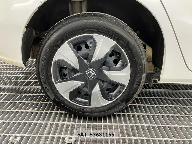 Honda FIT HYBRID 2019-01 8099621-4