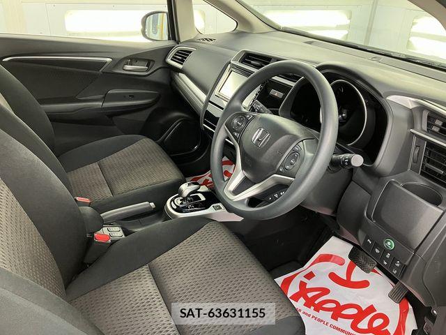 Honda FIT HYBRID 2019-01 8099621-8