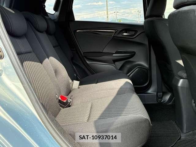 Honda FIT HYBRID 2018-09 8099620-12