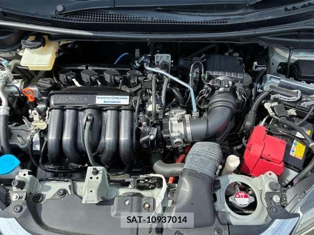 Honda FIT HYBRID 2018-09 8099620-21