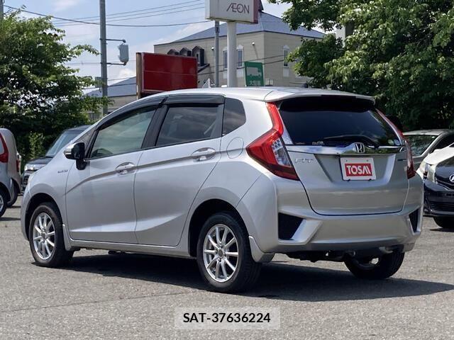 Honda FIT HYBRID 2015-01 8230342-25