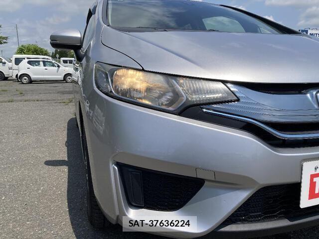 Honda FIT HYBRID 2015-01 8230342-27
