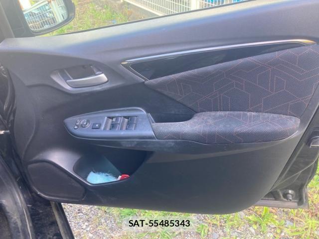 Honda FIT HYBRID 2015-09 8412841-12