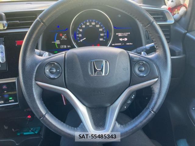 Honda FIT HYBRID 2015-09 8412841-16
