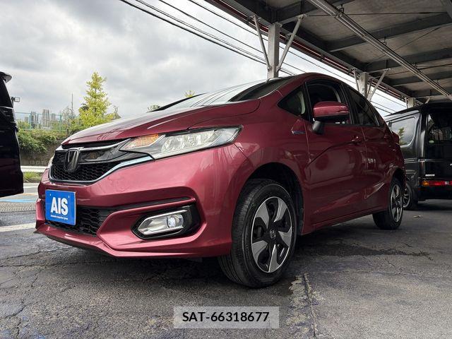 Honda FIT HYBRID 2017-08 8627104-0
