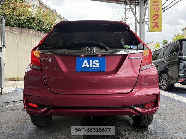 Honda FIT HYBRID 2017-08 8627104-11