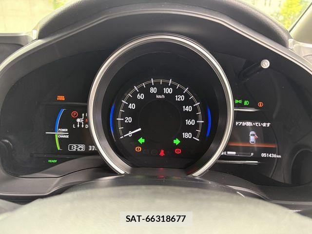 Honda FIT HYBRID 2017-08 8627104-13