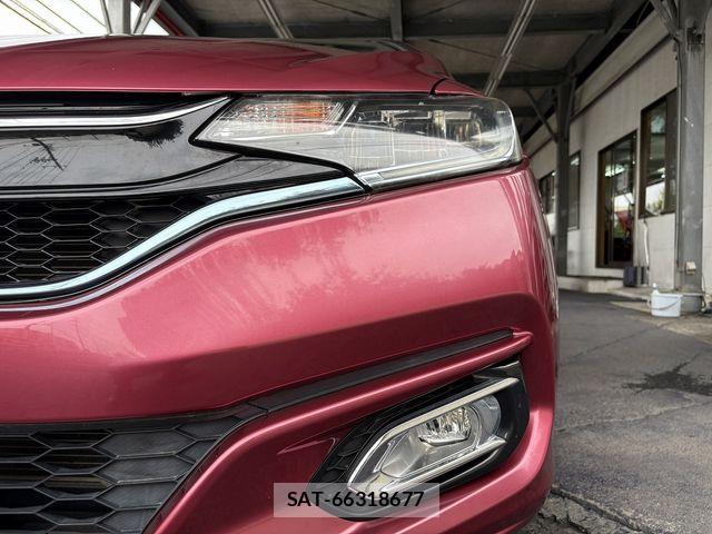 Honda FIT HYBRID 2017-08 8627104-19