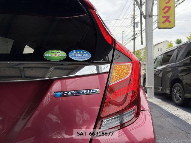 Honda FIT HYBRID 2017-08 8627104-21