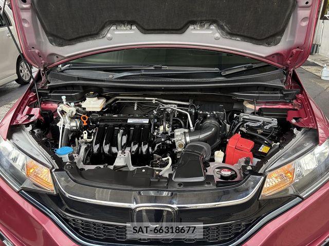 Honda FIT HYBRID 2017-08 8627104-4
