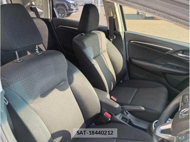 Honda FIT HYBRID 2019-08 8742719-8