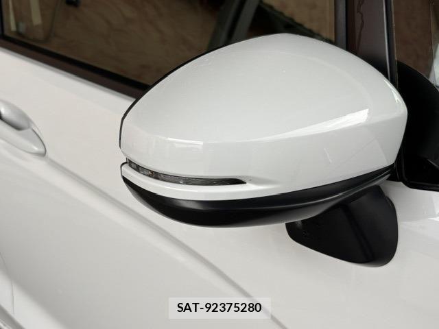 Honda FIT HYBRID 2019-05 8742720-10