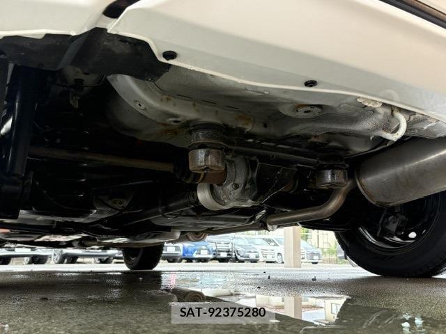 Honda FIT HYBRID 2019-05 8742720-15