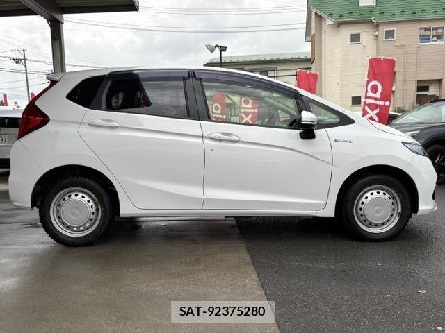 Honda FIT HYBRID 2019-05 8742720-3