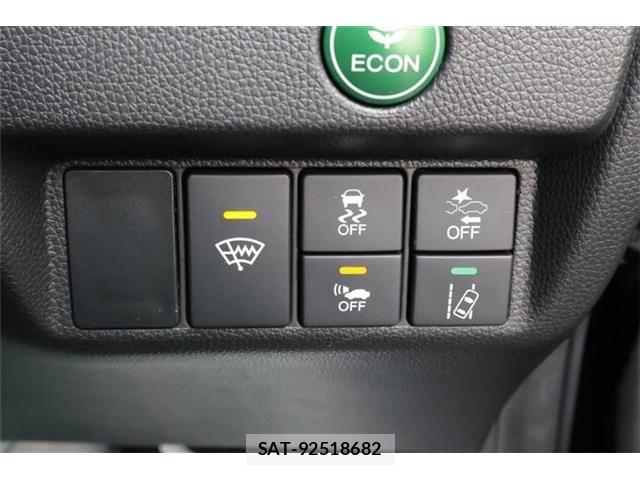 Honda FIT HYBRID 2017-11 8742718-4