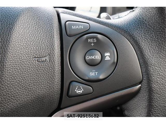 Honda FIT HYBRID 2017-11 8742718-5