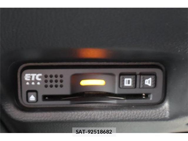 Honda FIT HYBRID 2017-11 8742718-6