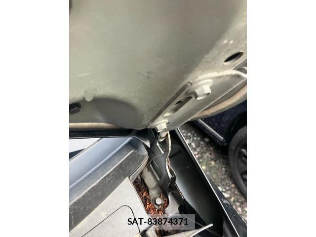 Honda FIT HYBRID 2019-04 8829454-22