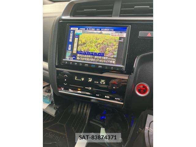 Honda FIT HYBRID 2019-04 8829454-28