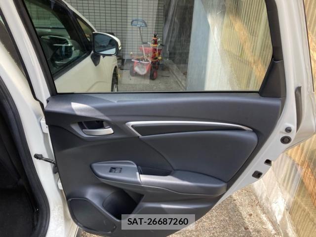 Honda FIT HYBRID 2014-05 8829460-15