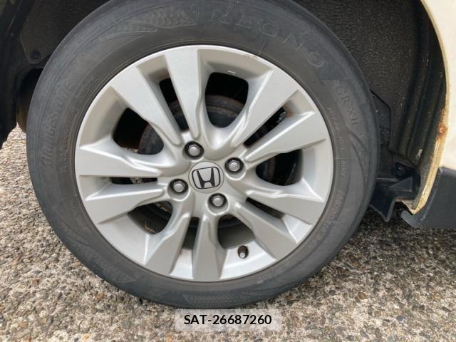 Honda FIT HYBRID 2014-05 8829460-5