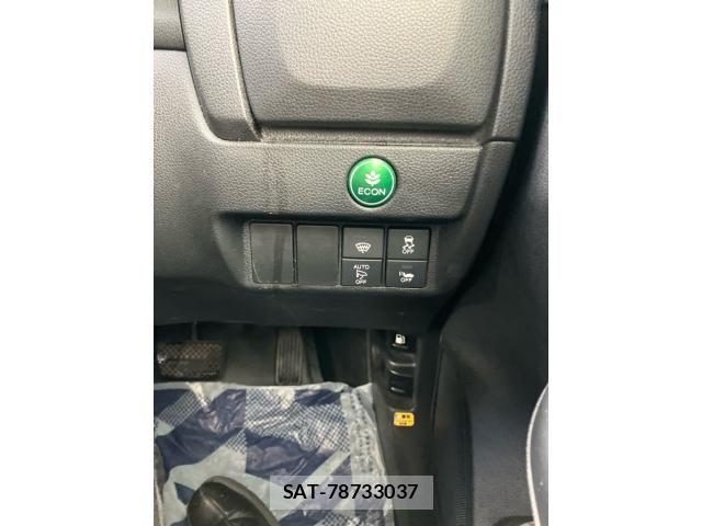 Honda FIT HYBRID 2015-10 8849309-18