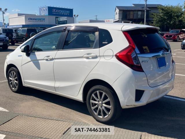 Honda FIT HYBRID 2014-10 8871161-3