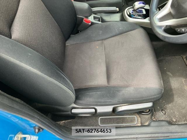 Honda FIT HYBRID 2015-11 8880086-11
