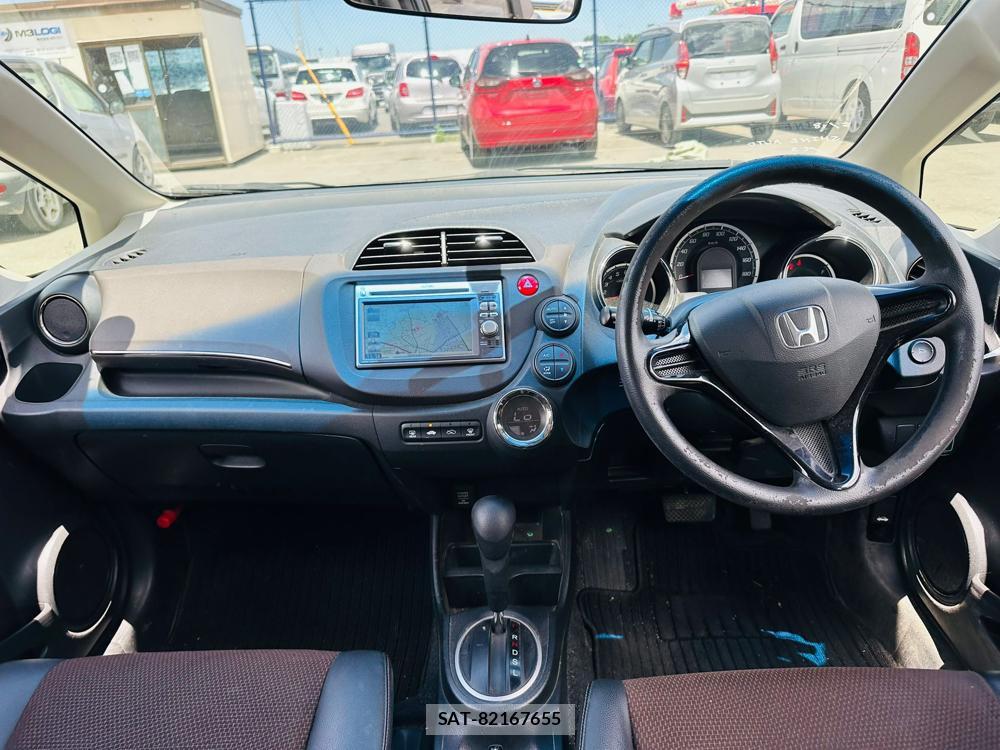 Honda FIT SHUTTLE 2012 6877163-12