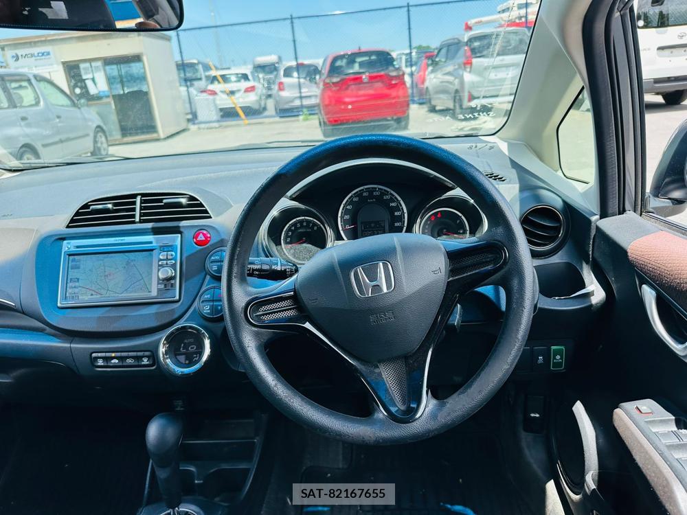 Honda FIT SHUTTLE 2012 6877163-13