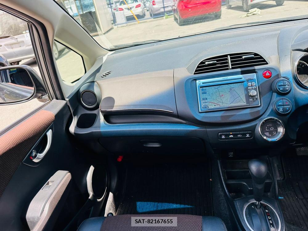 Honda FIT SHUTTLE 2012 6877163-17