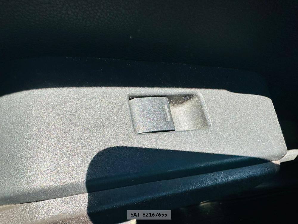 Honda FIT SHUTTLE 2012 6877163-23