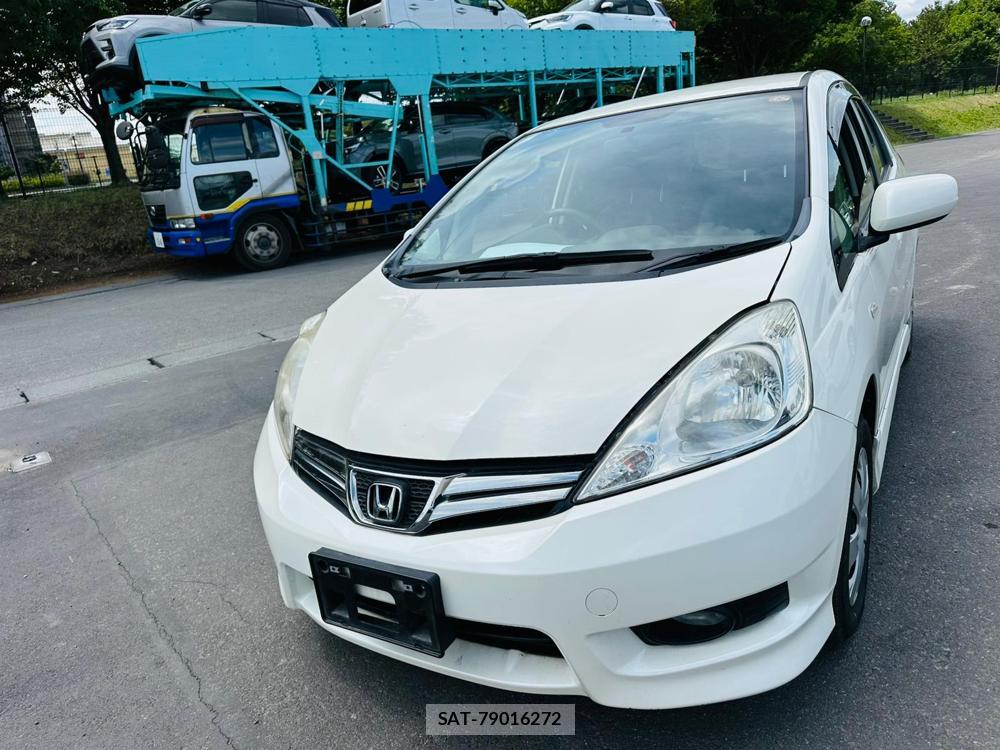 Honda FIT SHUTTLE 2013 6877164-0