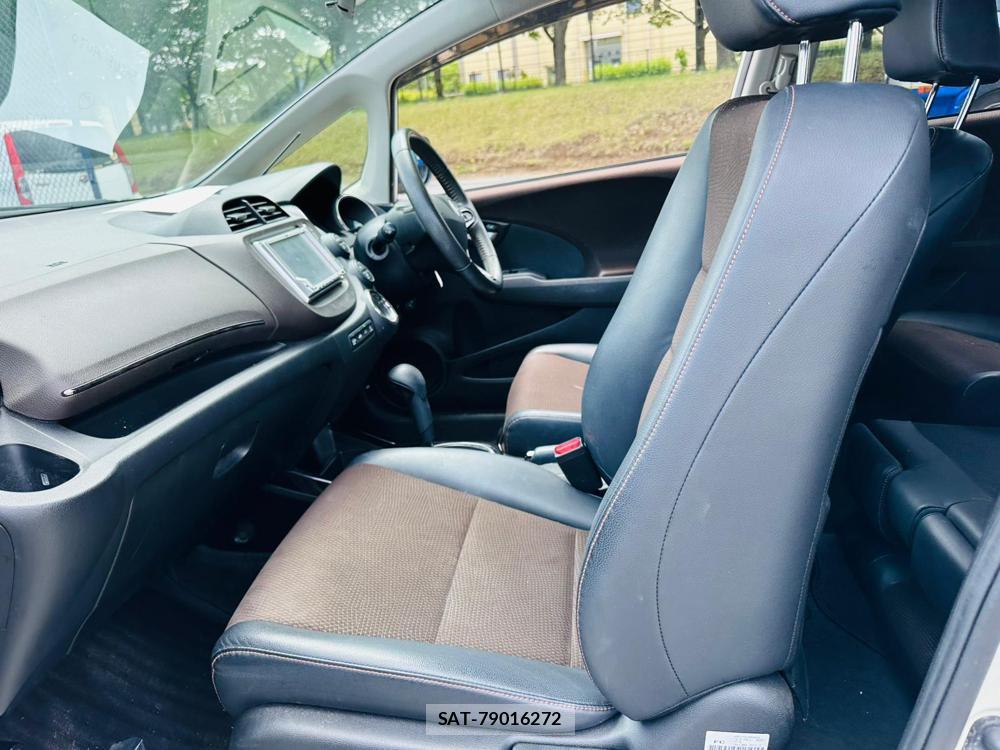 Honda FIT SHUTTLE 2013 6877164-10