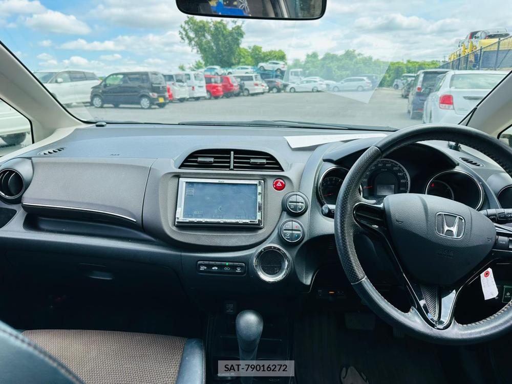 Honda FIT SHUTTLE 2013 6877164-12