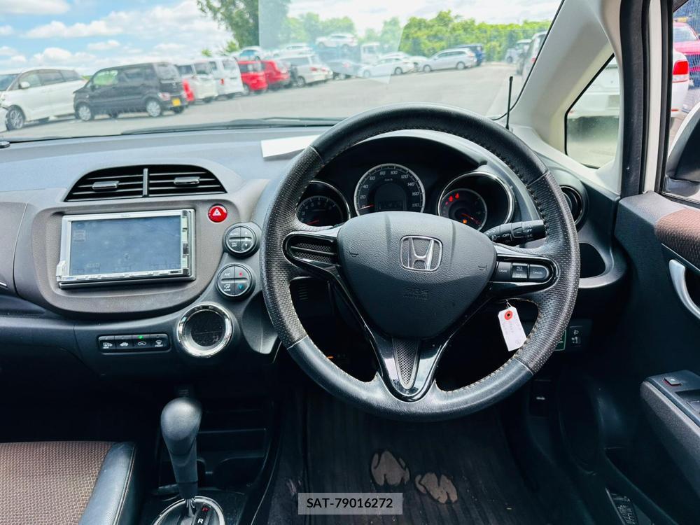 Honda FIT SHUTTLE 2013 6877164-13