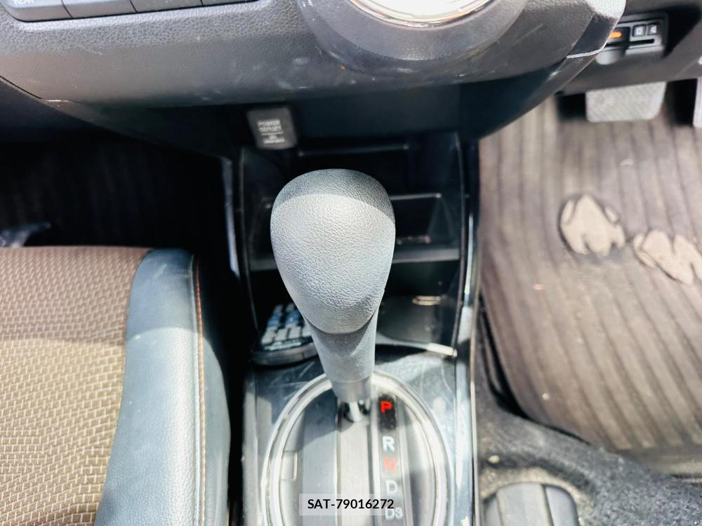 Honda FIT SHUTTLE 2013 6877164-19